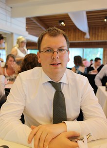 Dr Timothy Feist